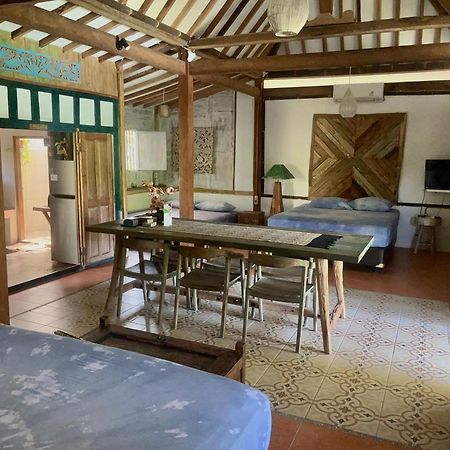 Villa Nextdoor Nature Yogyakarta Bantul Luaran gambar