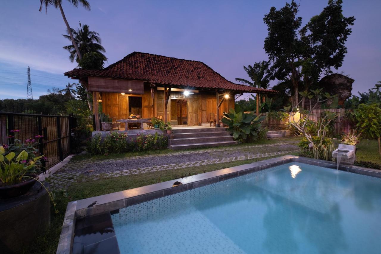 Villa Nextdoor Nature Yogyakarta Bantul Luaran gambar