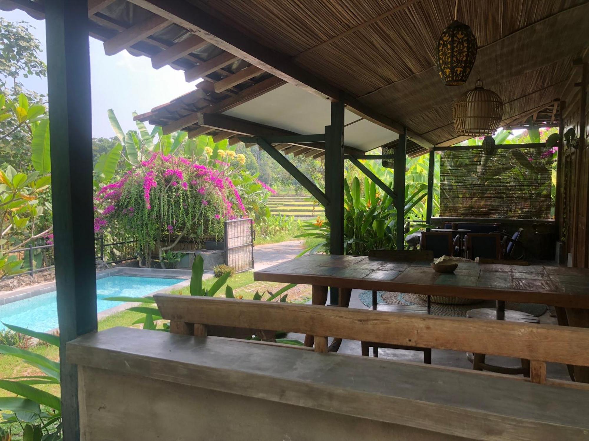 Villa Nextdoor Nature Yogyakarta Bantul Luaran gambar