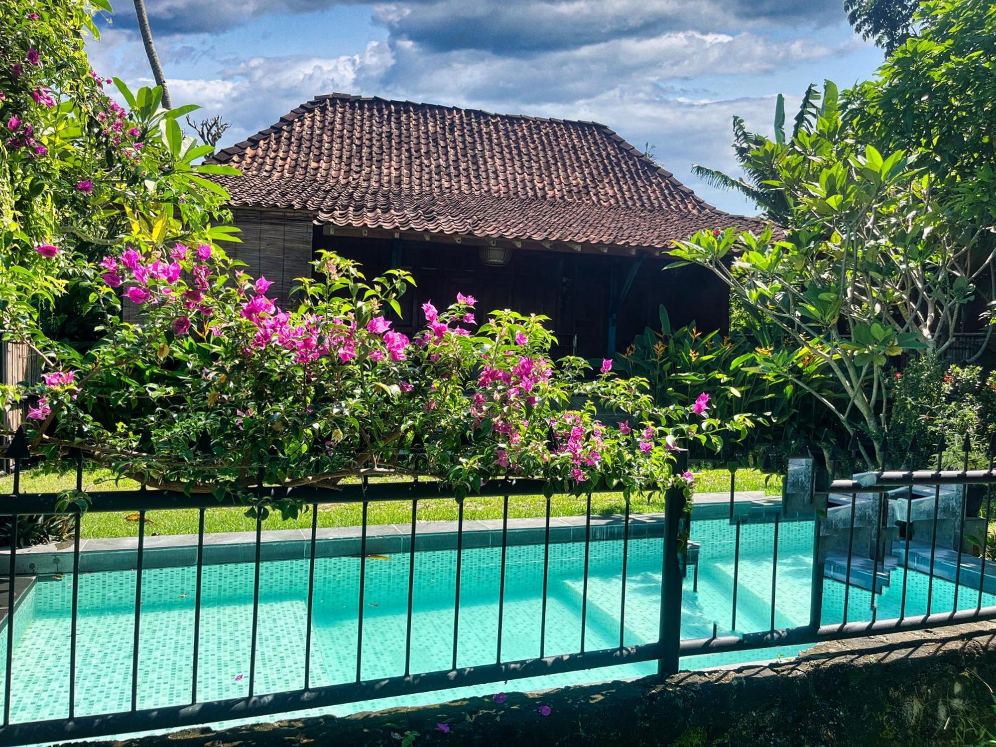 Villa Nextdoor Nature Yogyakarta Bantul Luaran gambar